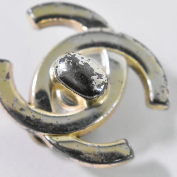 CHANEL CC Turn Lock Motif Gold Plated Earrings Clip - Picture 9 of 9